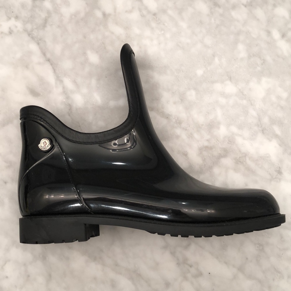 Moncler size boot - rain